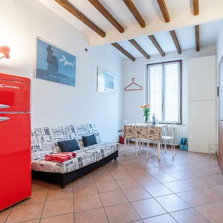 Parma Historic Center Apartment 7Min From Duomo Luaran gambar